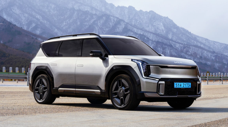 기아 EV9 측면 프로필, 산악 배경
